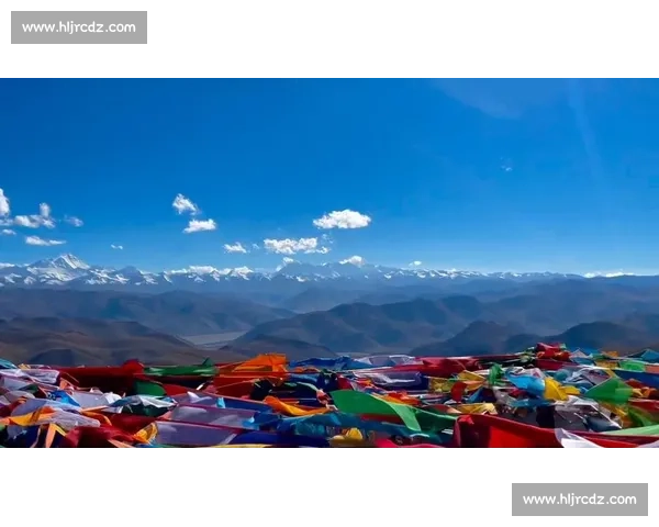 后程惊雷!五雪峰 1200 米草地逆转大海女神夺人马锦标 后程惊雷!五雪峰 1200 米草地逆转大海女神夺人马锦标